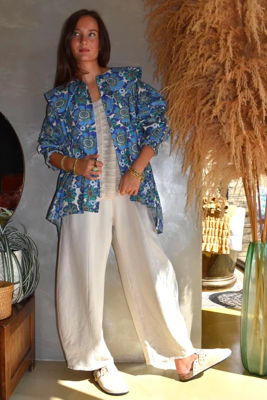 Annie 1972 Point Collar Smock Blouse Mr Blue Skies